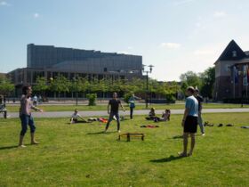 Spikeball immer dabei - Kathrin-Türks-Halle, Dinslanken